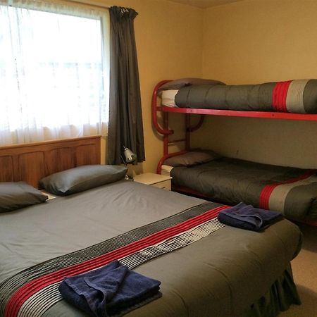 Cedar Chalets And Barkers Lodge Methven Rom bilde