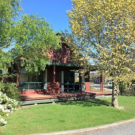 Cedar Chalets And Barkers Lodge Methven Eksteriør bilde