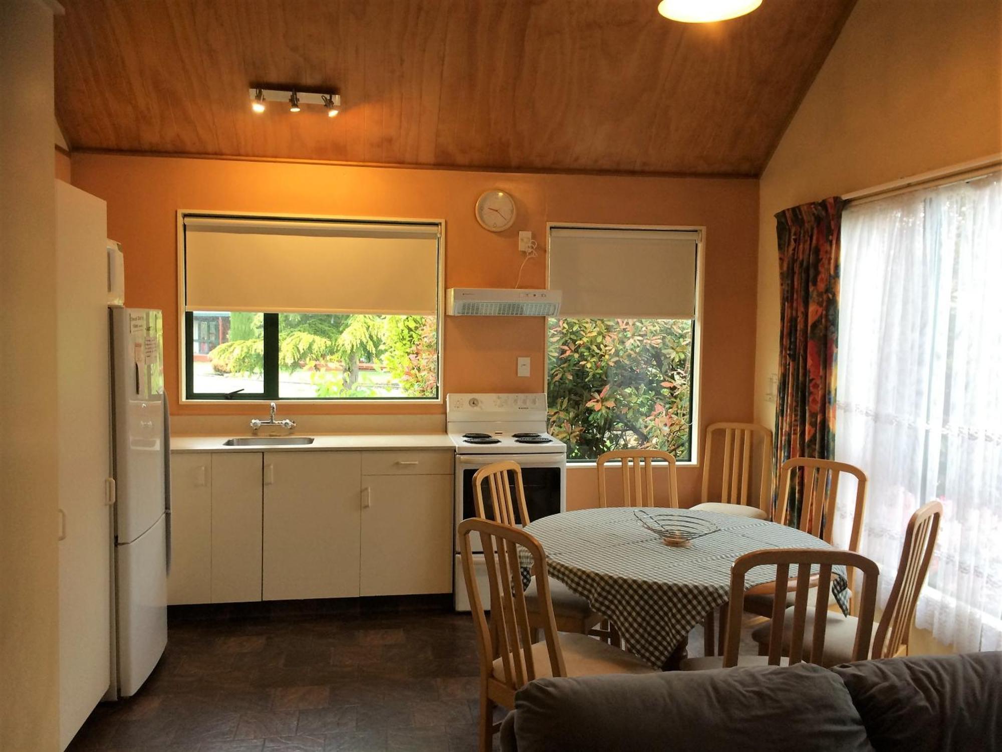 Cedar Chalets And Barkers Lodge Methven Rom bilde