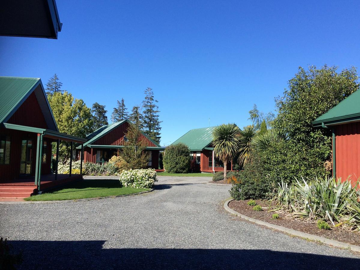Cedar Chalets And Barkers Lodge Methven Eksteriør bilde